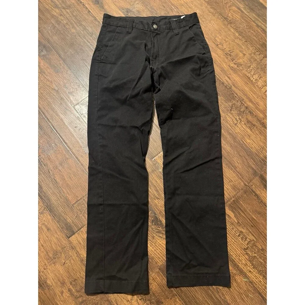Men’s black Volcom straight leg pants. Size 28